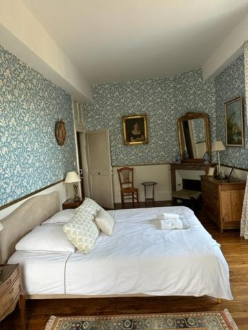 Chateau De La Chabroulie Isle ภายนอก รูปภาพ